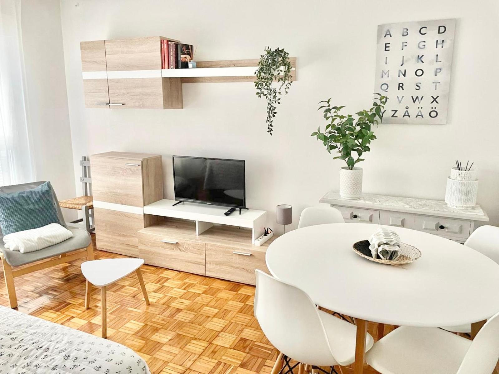 Apartment Tranquilidad Al Lado Del Centro Parking Incluido Oviédo
